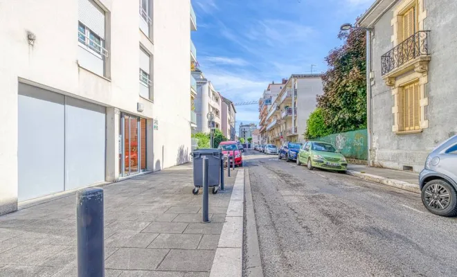 Appartement "Le LUX", Grenoble, HOSTNATION